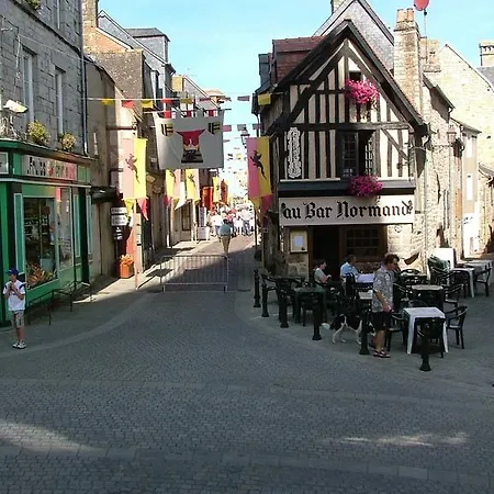 - Numero Cinq 3* Domfront (Orne)