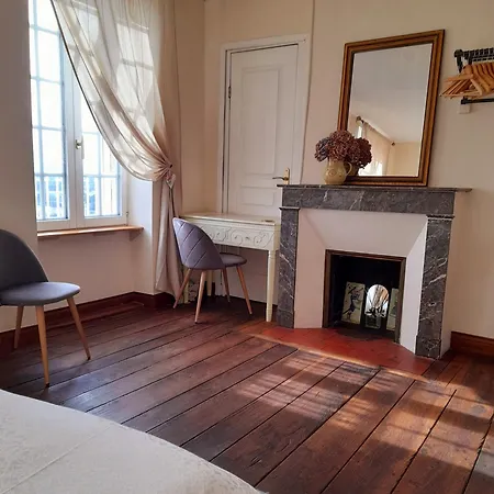 - Numero Cinq 住宿加早餐酒店 3*