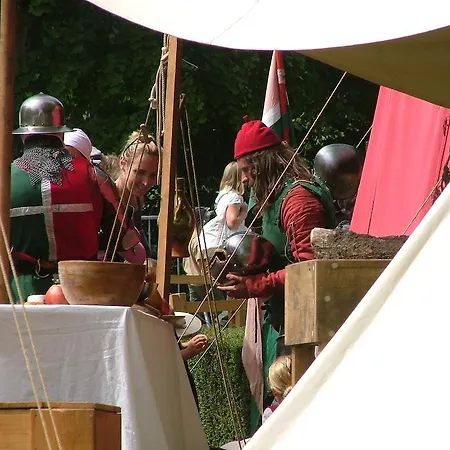 - Numero Cinq Frühstückspension 3*