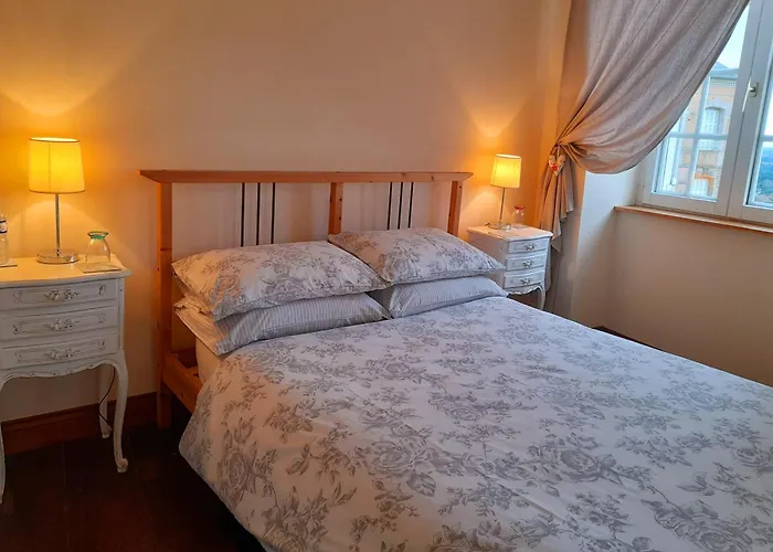 - Numero Cinq Bed & Breakfast Domfront (Orne)