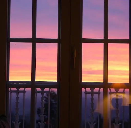 Couette-café Numero Cinq 3*